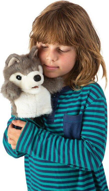 Little Wolf Little Puppet