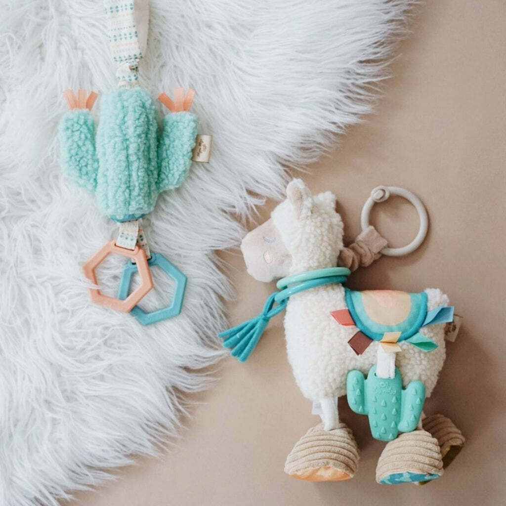 Itzy Friends - Infant Toy (Llama)